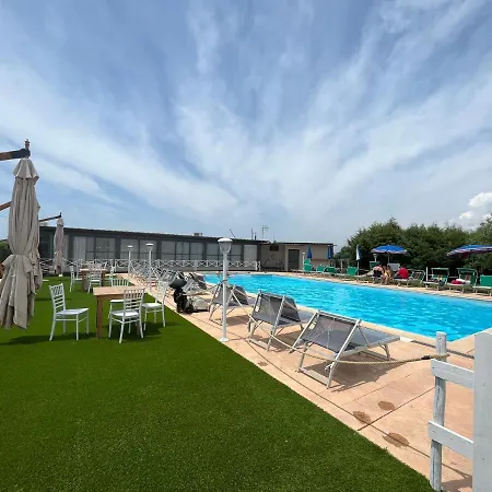 Agriturismo Borgo Baldassarre Farm stay Cellole